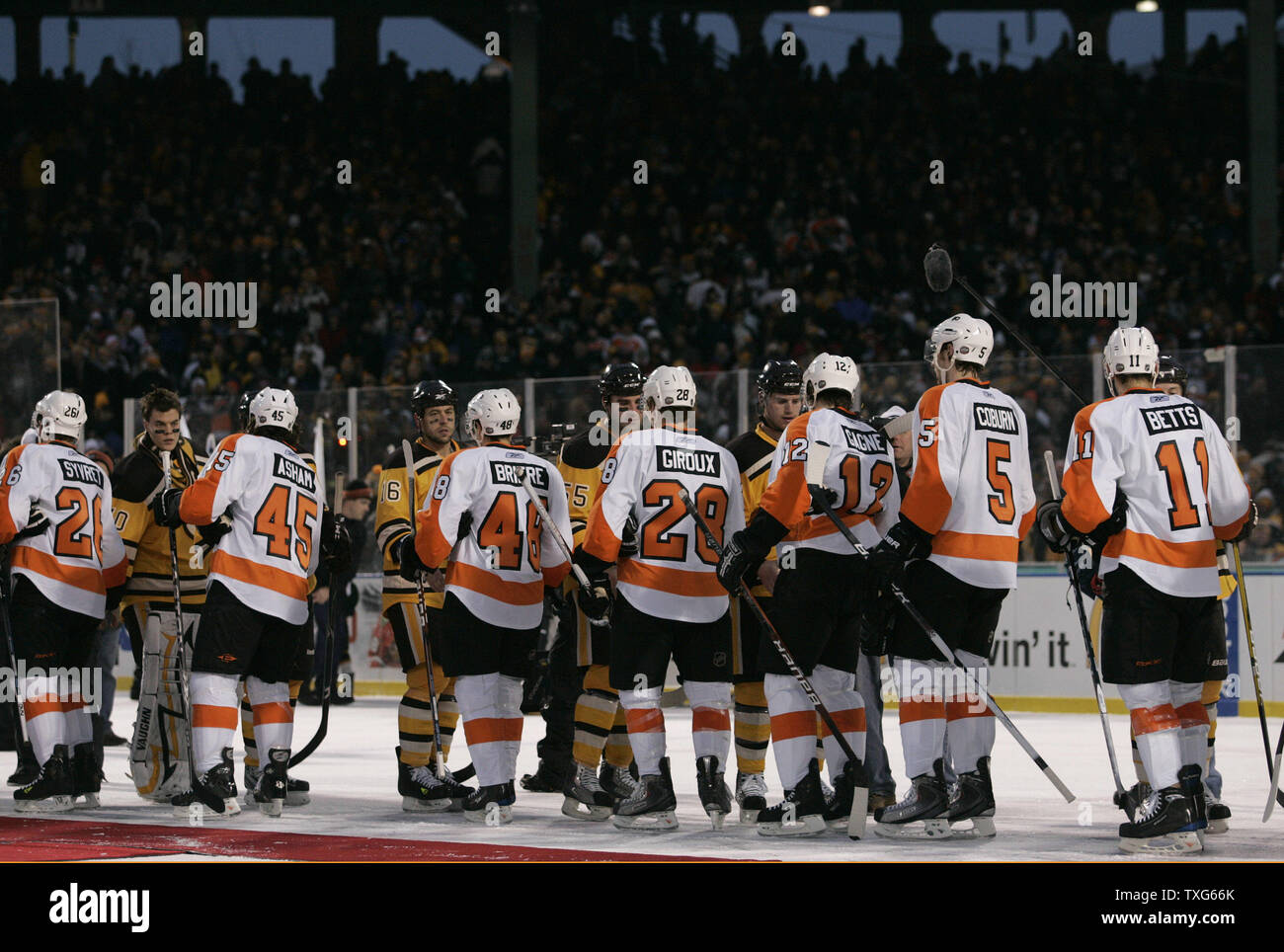 Winter Classic Live Blog: Bruins vs. Flyers 