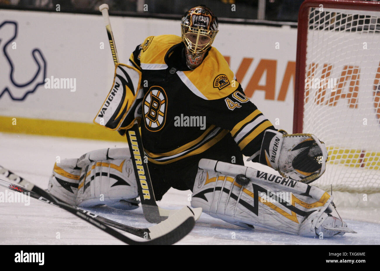 Tuukka Rask makes 25 saves in his 1st game since last June; Boston Bruins  win 3-2 over Philadelphia Flyers - ESPN