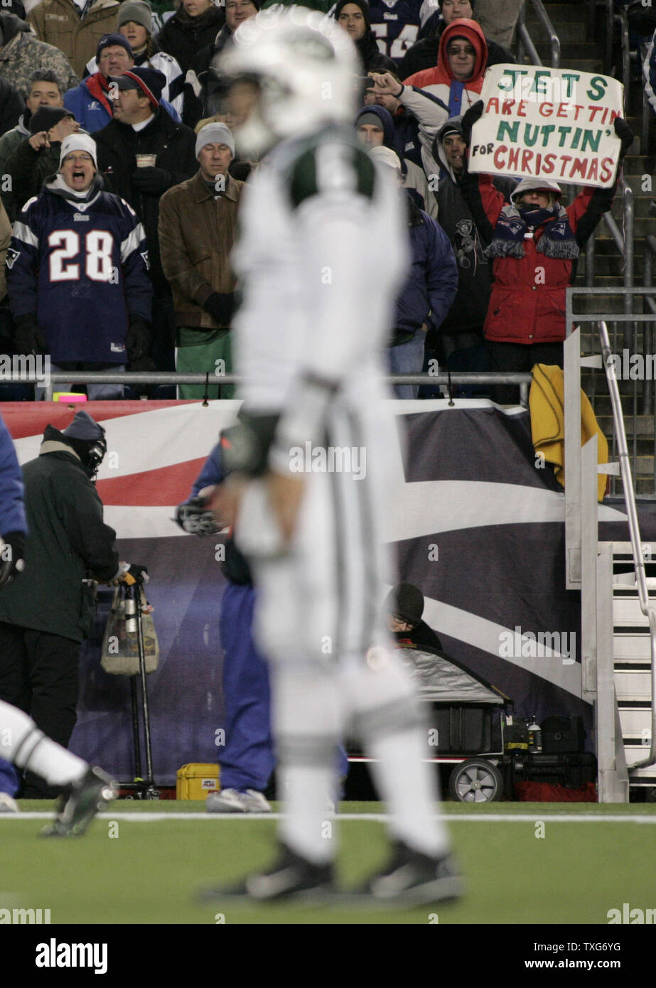 Jets quarterback #6 Mark Sanchez. The Jaguars defeated the Jets 24-22 at  Giants Stadium, Rutherford, New Jersey. (Credit Image: © Anthony  Gruppuso/Southcreek Global/ZUMApress.com Stock Photo - Alamy