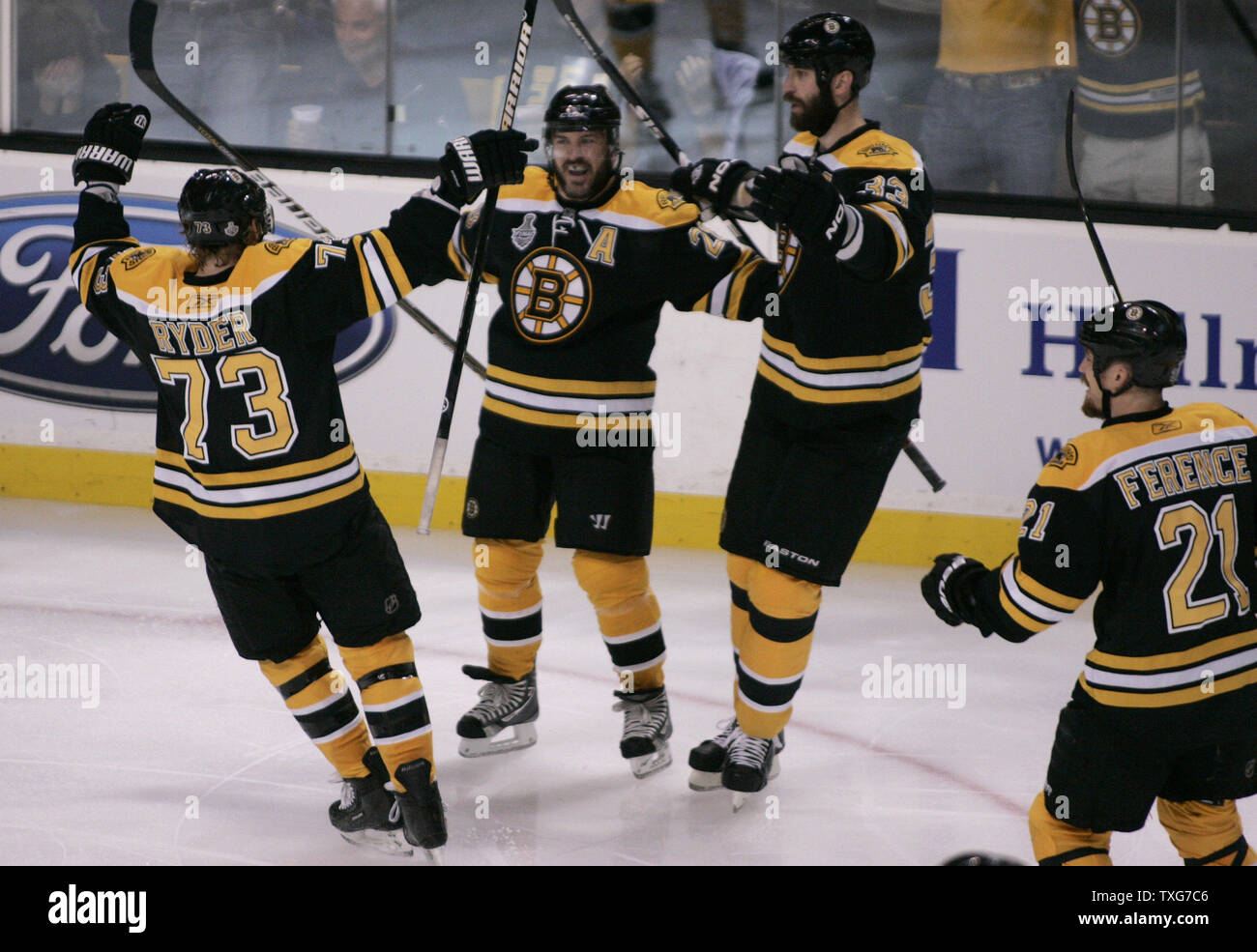 Boston Bruins on X: Fans have spoken! Mark Recchi is named
