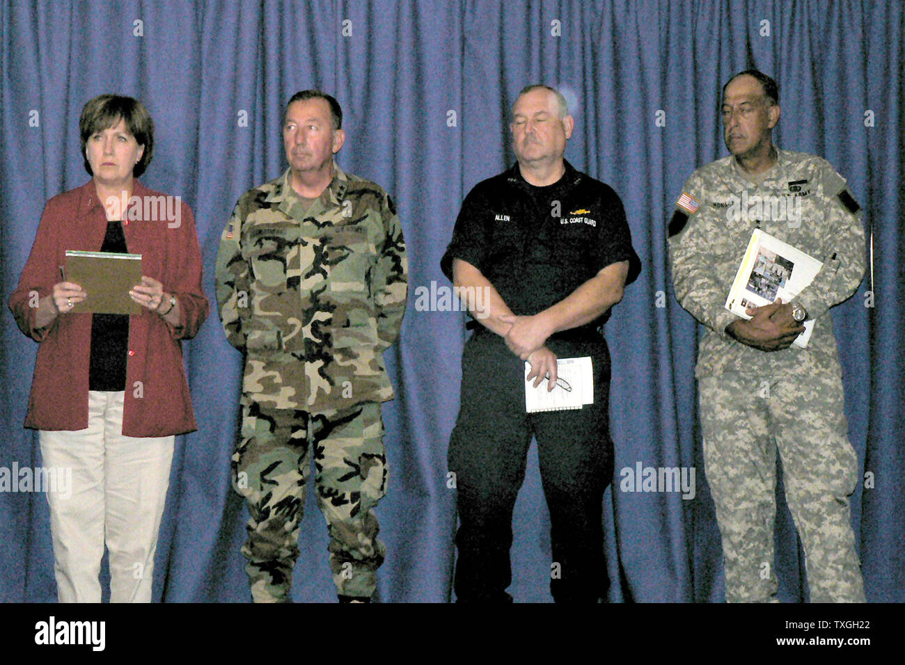 Louisiana Gov. Kathleen Blanco (L-R), General Arnceno, LA National Guard, Vice Adm. Thad Allen, Director of FEMA Field Operations, and Lt. Gen. Russell Honore, Commander in Charge of Field Operations hold a joint press conference in Baton Rouge, LA on September 22, 2005 to warn residents of Lake Charles and southern Louisiana to evacuate before Hurricane Rita makes landfall.   (UPI Photo/James Terry III) Stock Photo