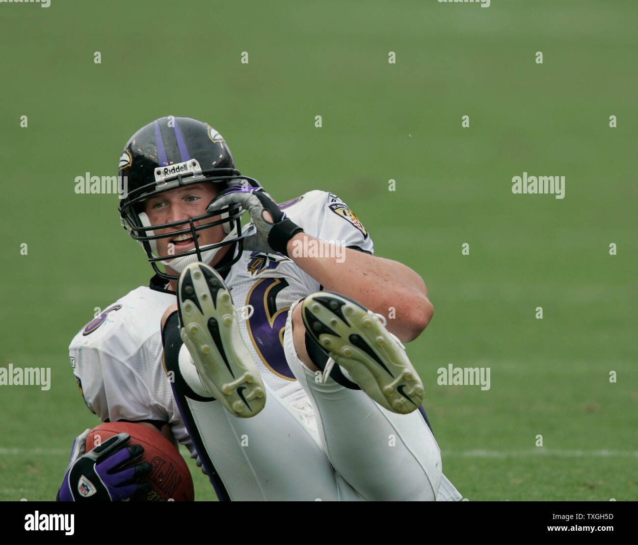 Ravens tight end todd heap hi-res stock photography and images - Alamy