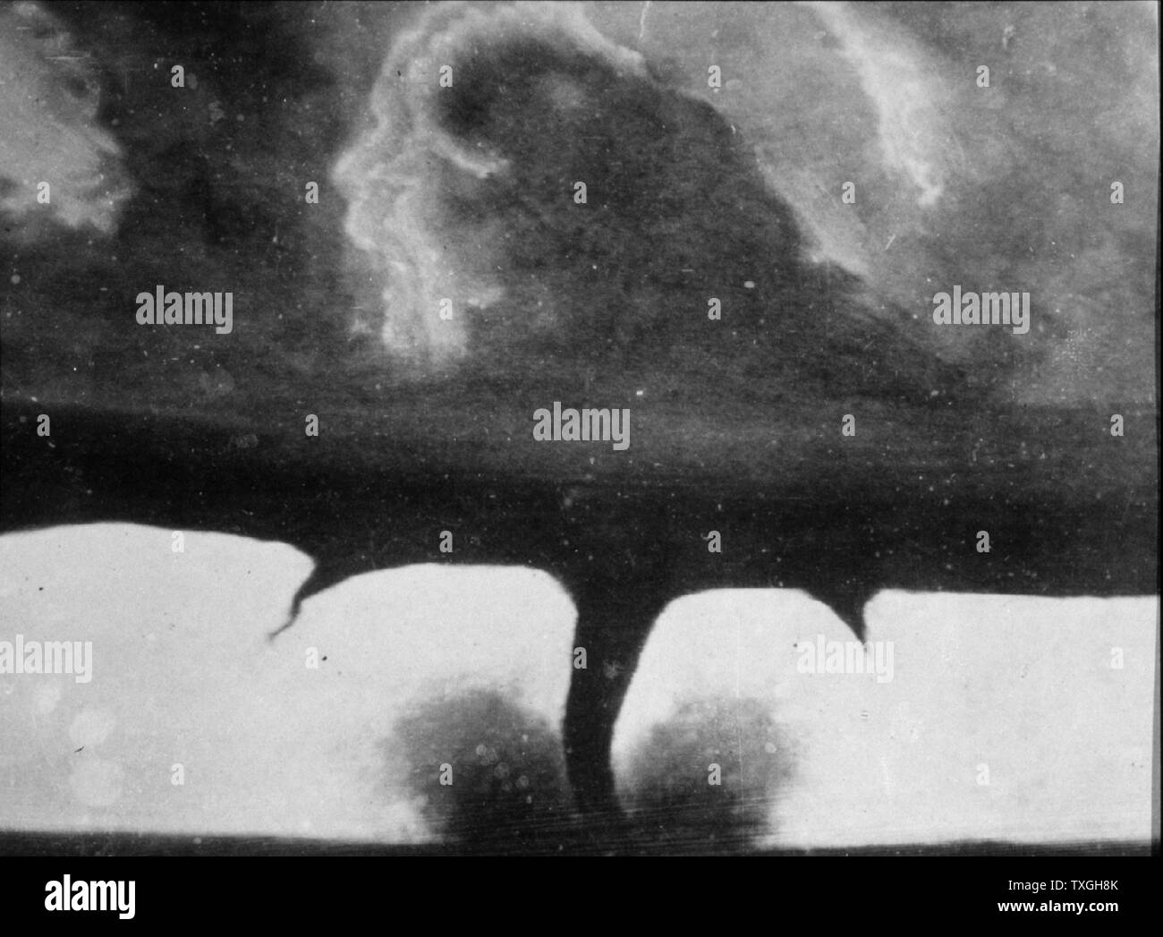 One of the oldest photograph of a tornado, at Kansas. Dated