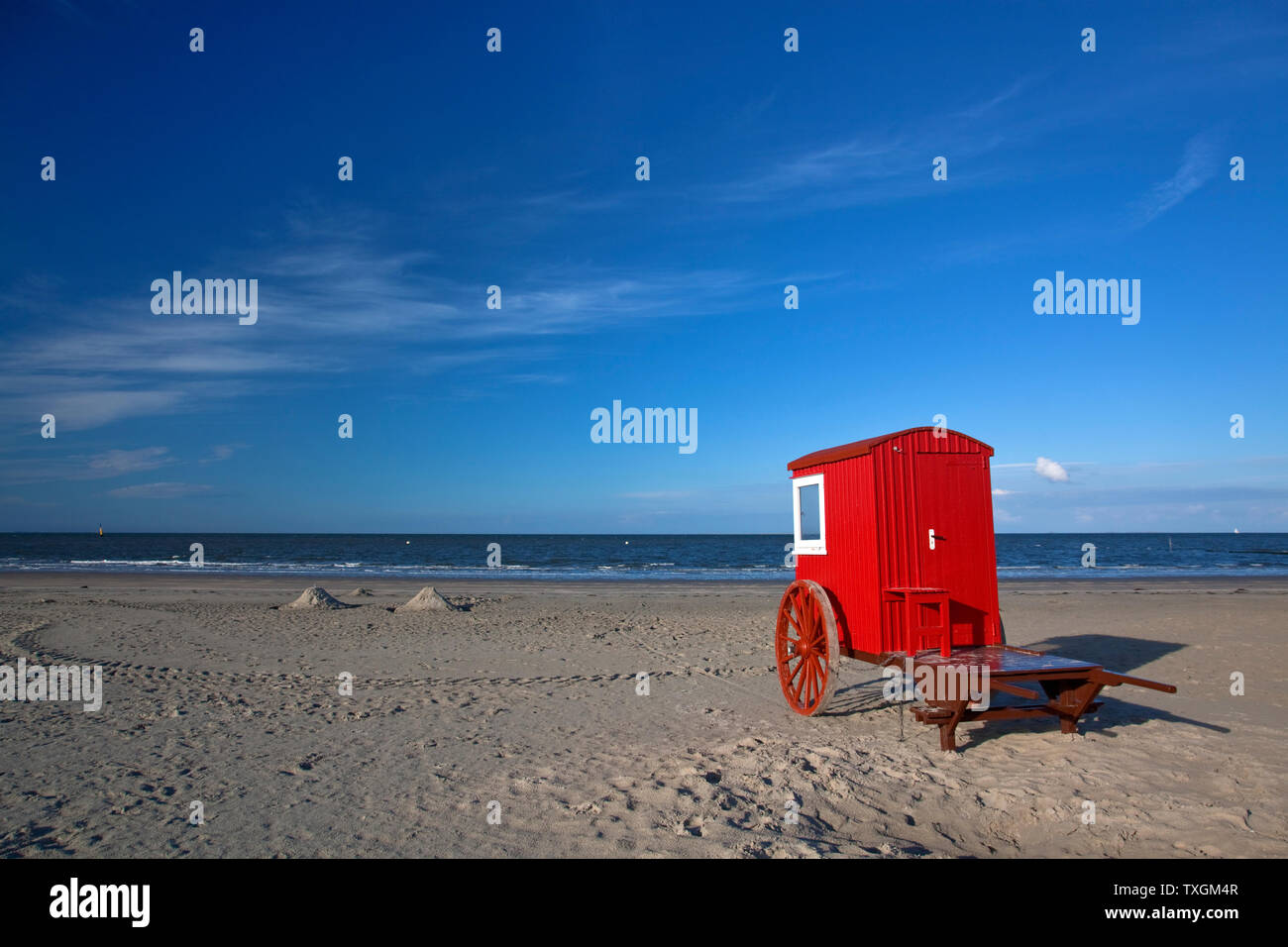 geography/travel, Germany, Lower Saxony, bathing machine at beach on isle Borkum, East Frisian Islands, Additional-Rights-Clearance-Info-Not-Available Stock Photo