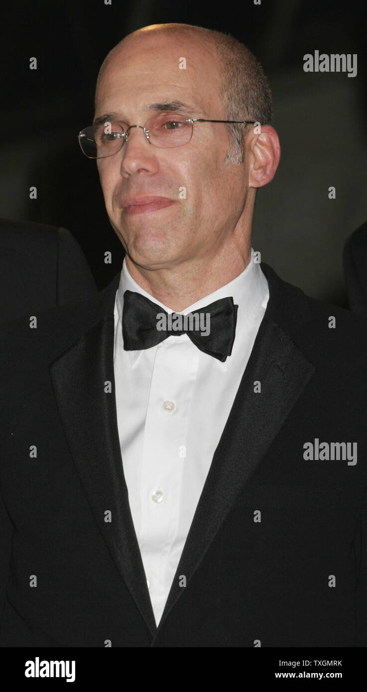 Dreamworks President Jeffrey Katzenberg returns to the red carpet after