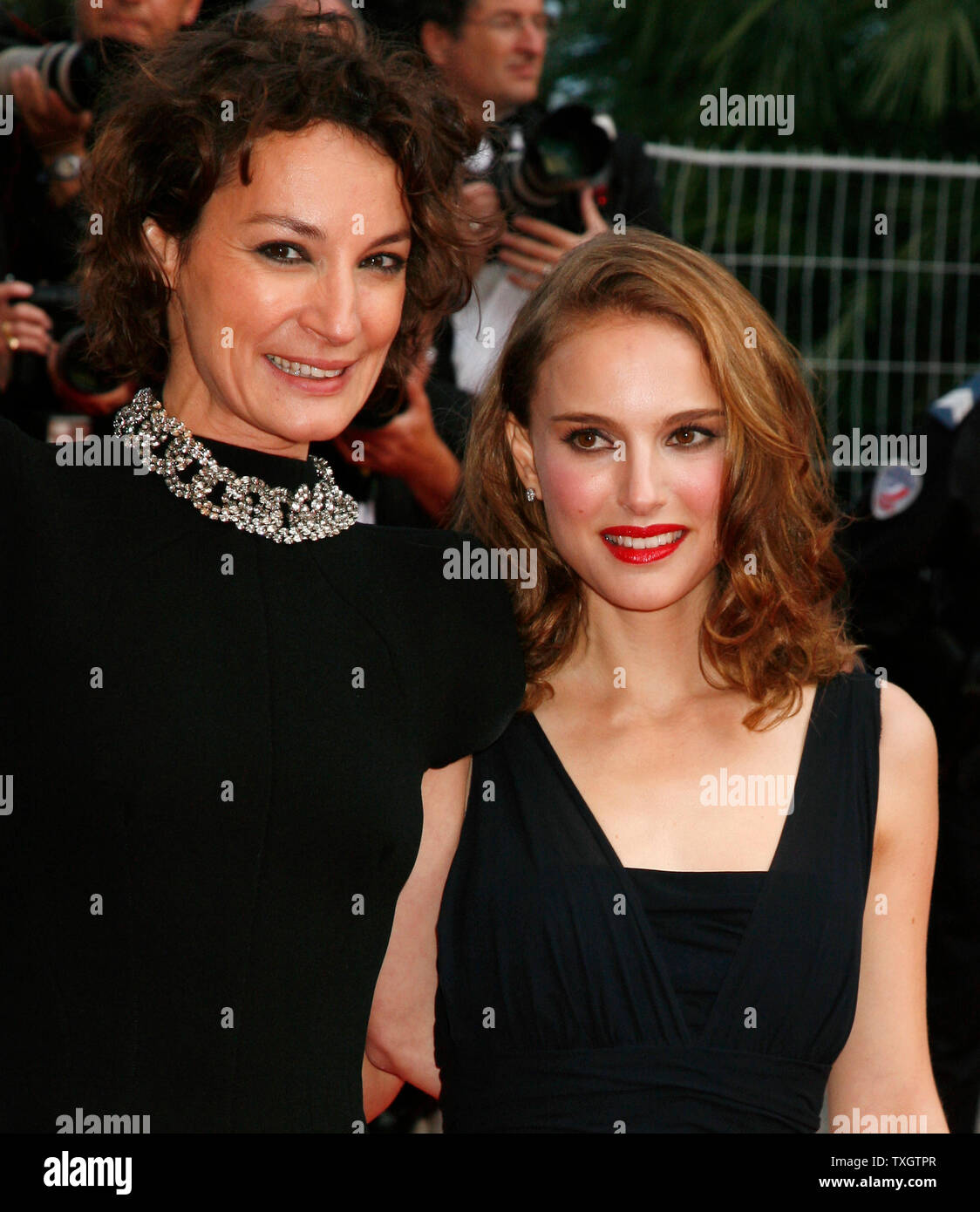 Actresses and jury members Jeanne Balibar (L) and Nathalie Portman arrive on the red carpet before the world premiere of the film 'Indiana Jones 4: Kingdom of the Crystal Skull' during the 61st Annual Cannes Film Festival in Cannes, France on May 18, 2008.   (UPI Photo/David Silpa) Stock Photo
