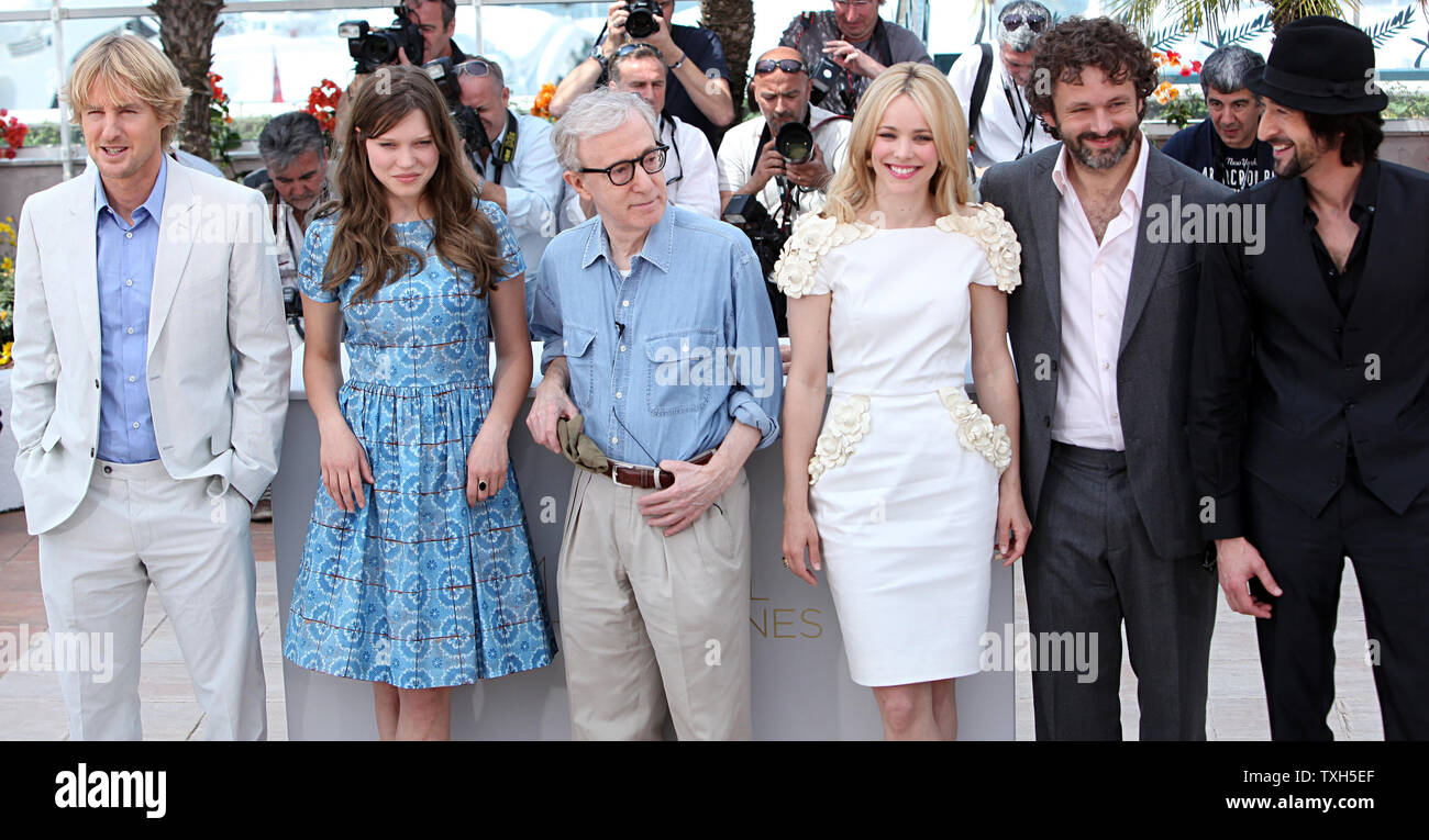 (From L to R) Owen Wilson, Lea Seydoux, Woody Allen, Rachel McAdams ...