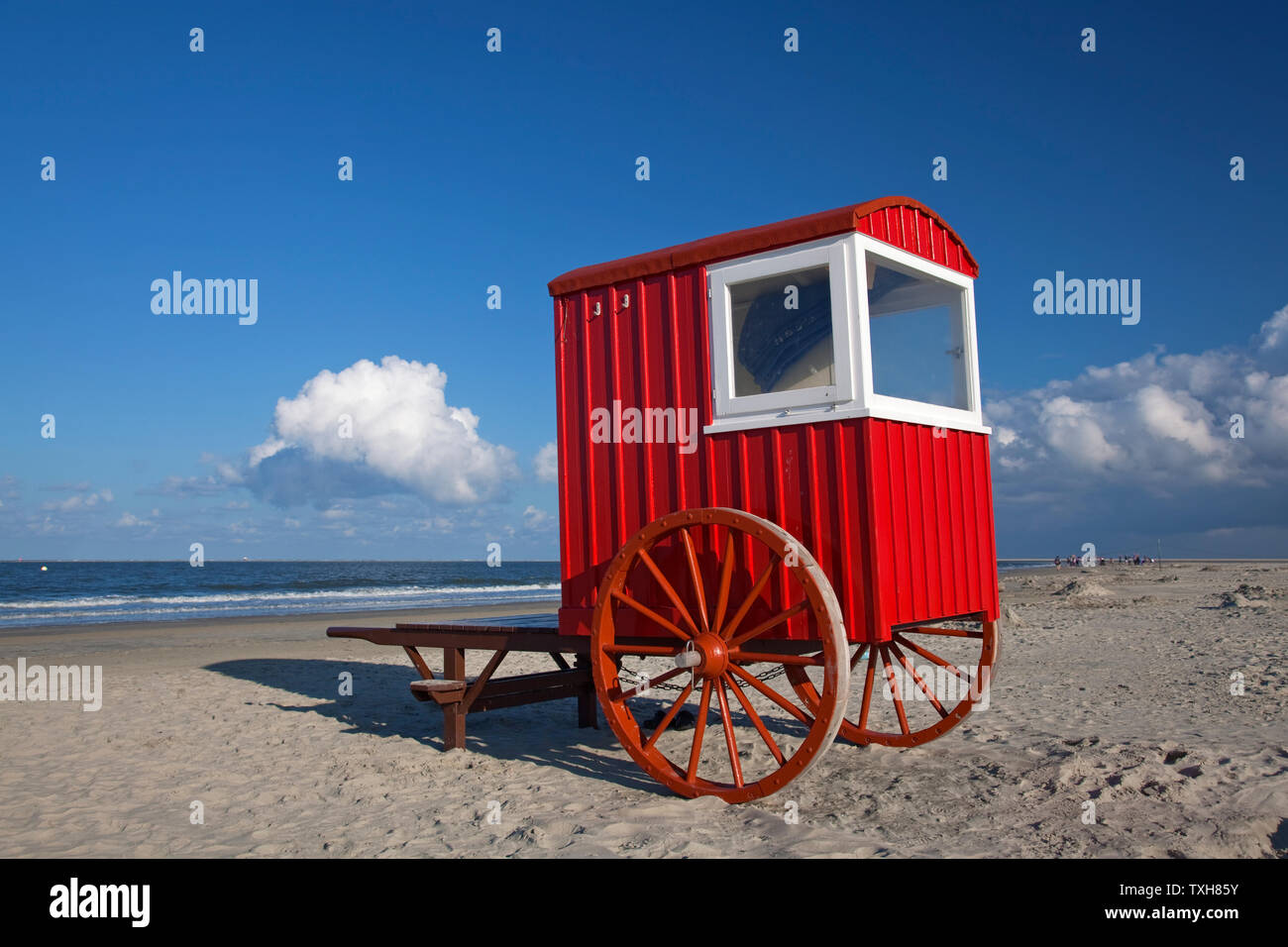 geography / travel, Germany, Lower Saxony, East Frisian Islands, Borkum, bathing machine at Haupstrand, Additional-Rights-Clearance-Info-Not-Available Stock Photo