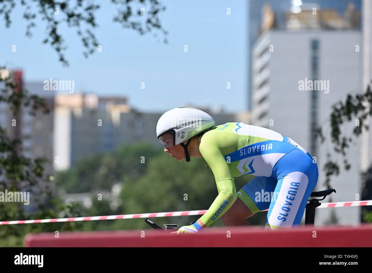 https://c8.alamy.com/comp/TXHGFJ/minsk-belarus-25-june-2019-eugenia-bujak-slo-in-the-cycling-time-trial-at-the-2nd-european-games-credit-sport-in-picturesalamy-live-news-TXHGFJ.jpg