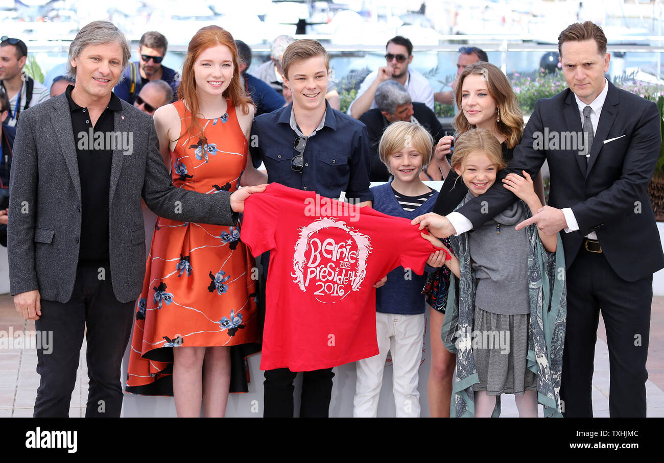 (From L to R) Viggo Mortensen, Annalise Basso, Nicholas Hamilton, Charlie Shotwell, Samantha Isler, Shree Crooks and Matt Ross arrive at a photocall for the film 'Captain Fantastic' during the 69th annual Cannes International Film Festival in Cannes, France on May 17, 2016.   Photo by David Silpa/UPI Stock Photo