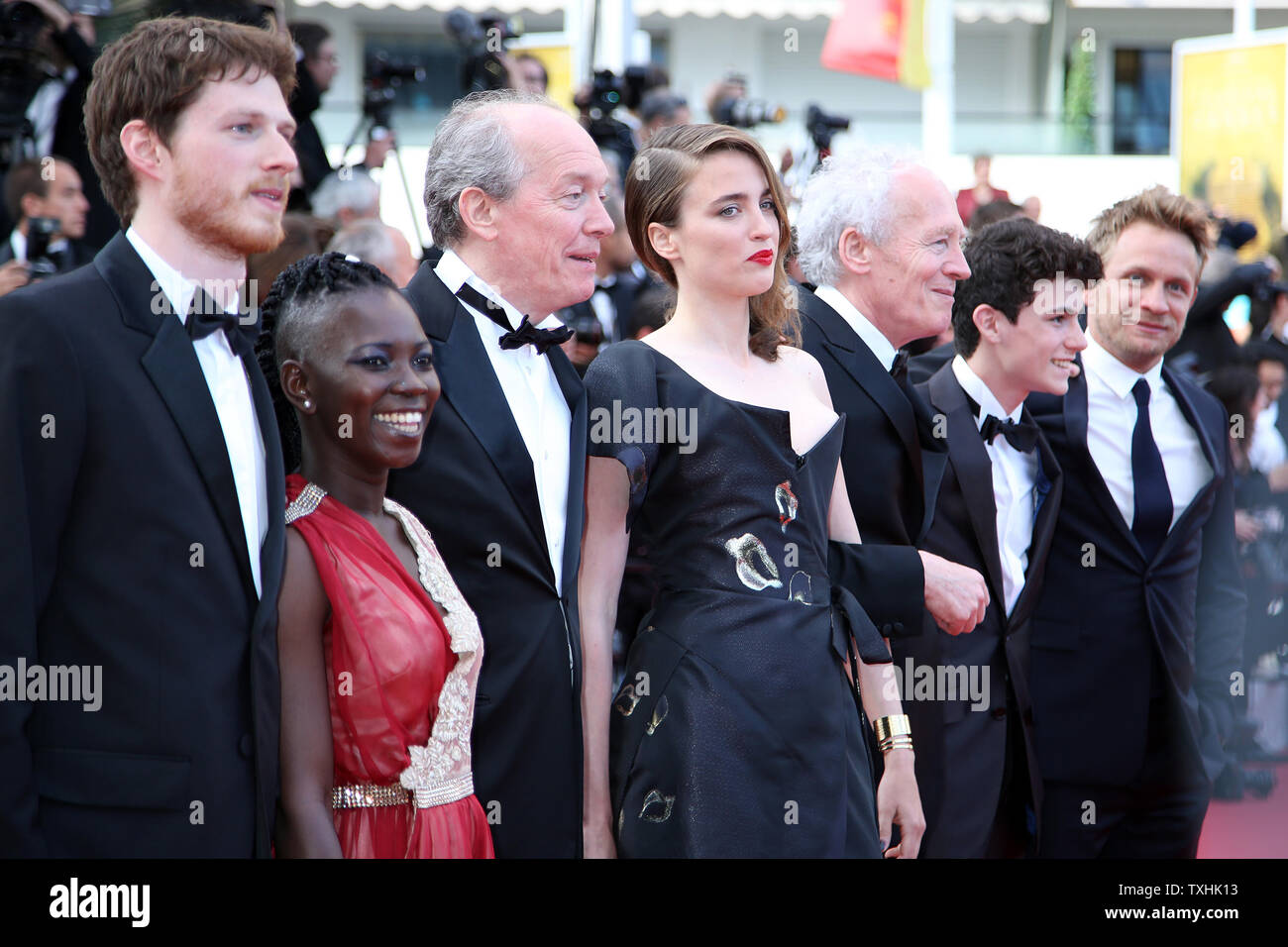 From L to R) Olivier Bonnaud, Nadege Ouedraogo, Luc Dardenne, Adele Haenel,  Jean-Pierre Dardenne, Louka Minnella and Jeremie Renier arrive on the red  carpet before the screening of the film "La Fille