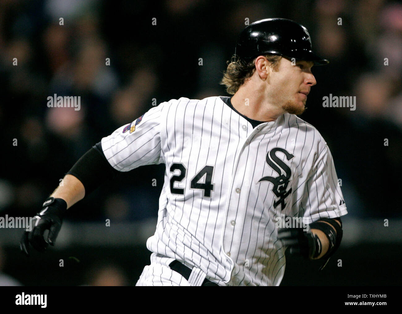 Baseball In Pics - The White Sox's Joe Crede watches his fourth inning solo  home run in Game 1 of the 2005 World Series.