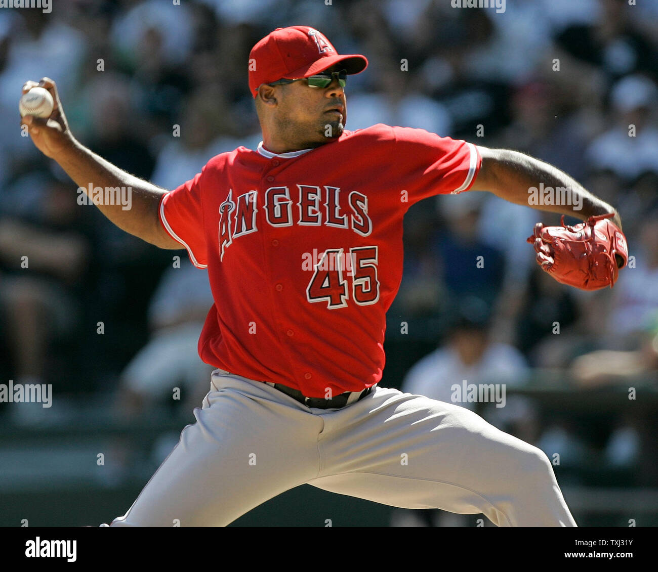 Los Angeles Angels starting pitcher Kelvim Escobar delivers a pitch