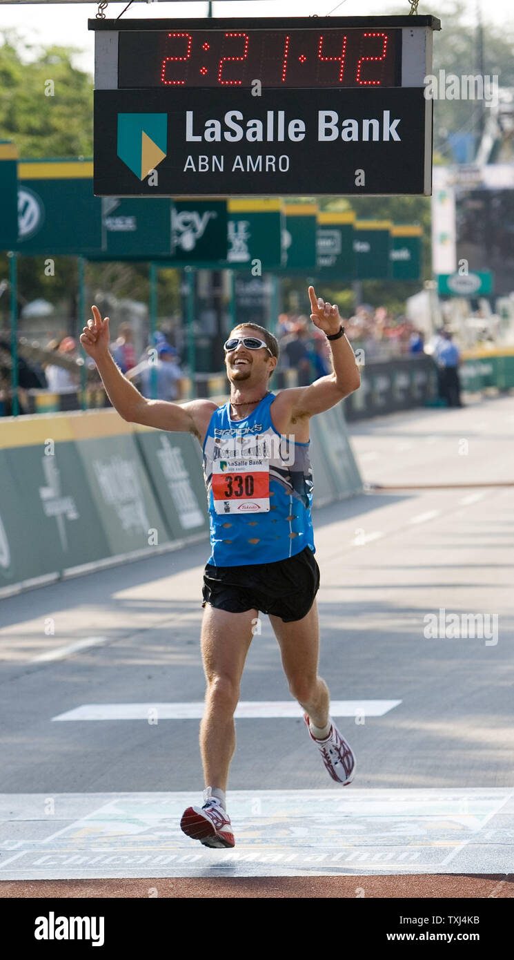 Michael Cox, of Princeton, West Virginia, finishes eighth in the LaSalle Bank Chicago Marathon in Chicago on October 7, 2007.  Cox was the first American to finish with an official time of 2:21:42. (UPI Photo/Brian Kersey) Stock Photo