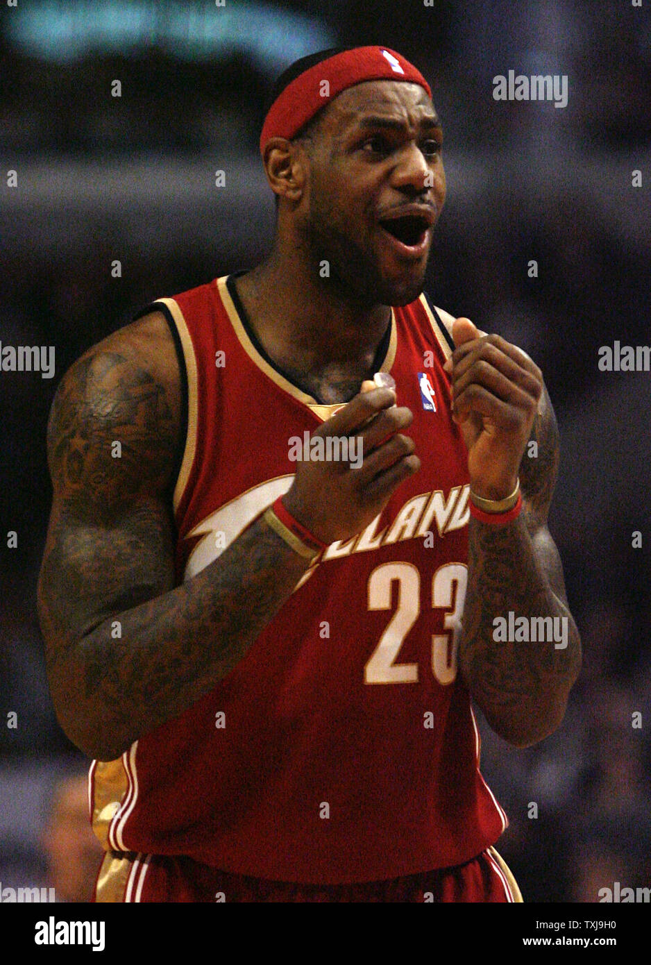 Lebron james cavaliers hi-res stock photography and images - Alamy