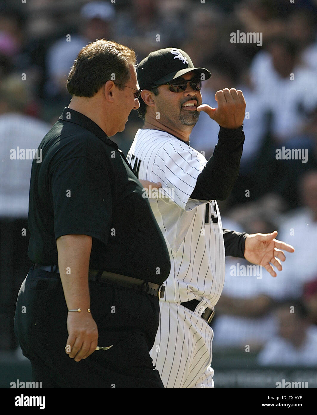 Ozzie guillen hi-res stock photography and images - Alamy