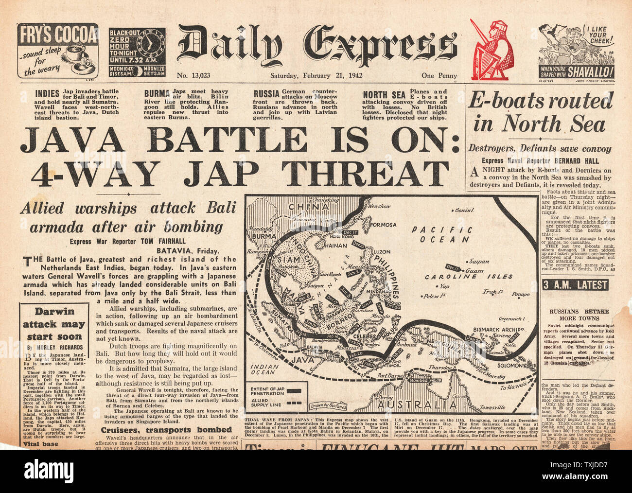 1942 front page Daily Express Battle for Java Stock Photo