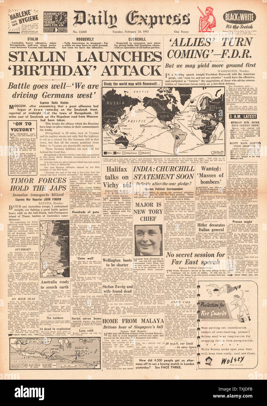 1942 front page Daily Express Russian Army launch drive on Smolensk Stock Photo Alamy