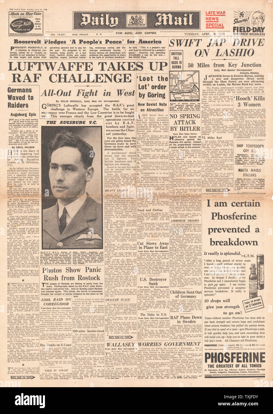 1942 front page  Daily Mail Japanese Forces Advance in Burma and John Nettleton awarded the VC Stock Photo
