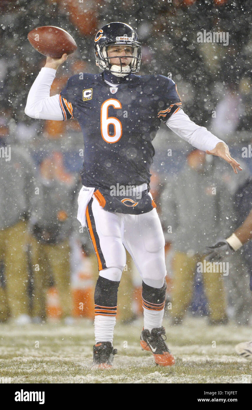 Chicago Bears quarterback Jay Cutler smiles during NFL football training  camp in Lake Forest, Ill., Wednesday, June 3, 2009. (AP Photo/Nam Y. Huh  Stock Photo - Alamy