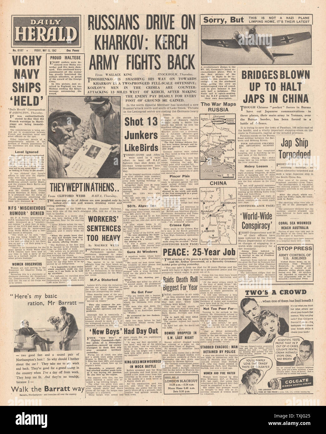 1942 front page  Daily Herald Battle for Kharkov, French warships in Martinique immobilised and Chinese and Japanese Forces battle for the Burma Road Stock Photo
