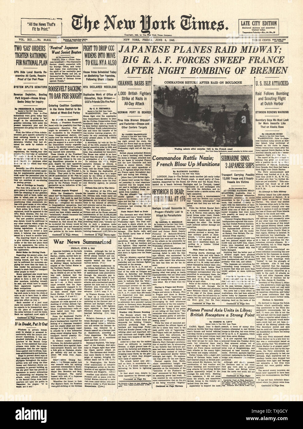 1942 front page New York Times Japanese Airforce Bomb island of Midway and RAF Bomb Bremen Stock Photo