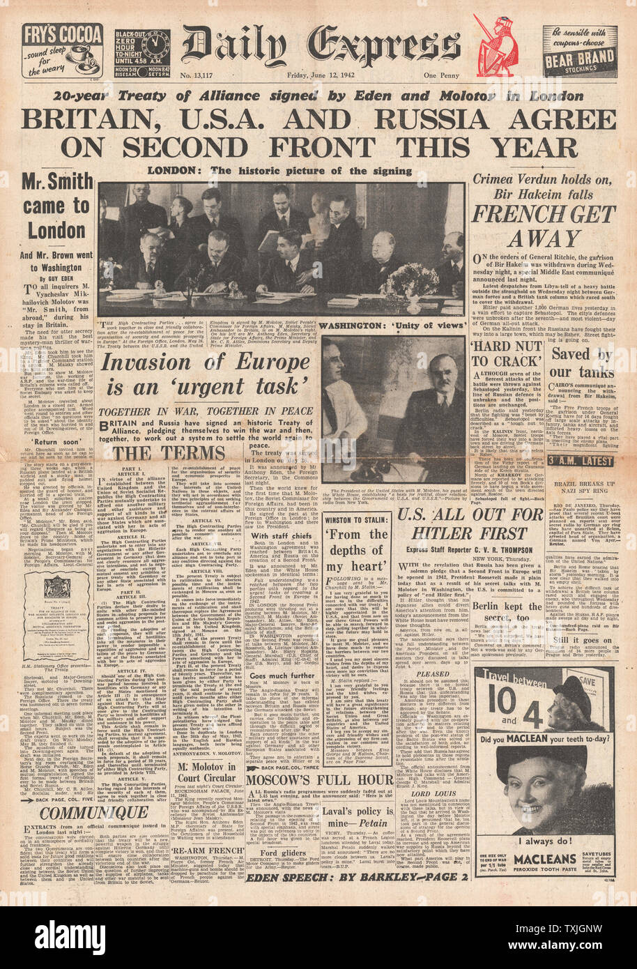 1942 front page Daily Express Britain and Russia sign 20 year Assistance Pact Stock Photo