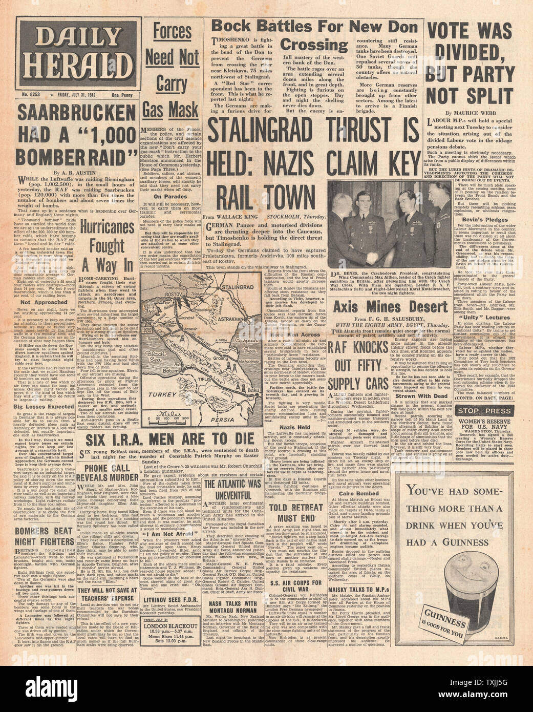 1942 front page  Daily Herald German Army advance on Stalingrad held and RAF Bomb Saarbrucken Stock Photo