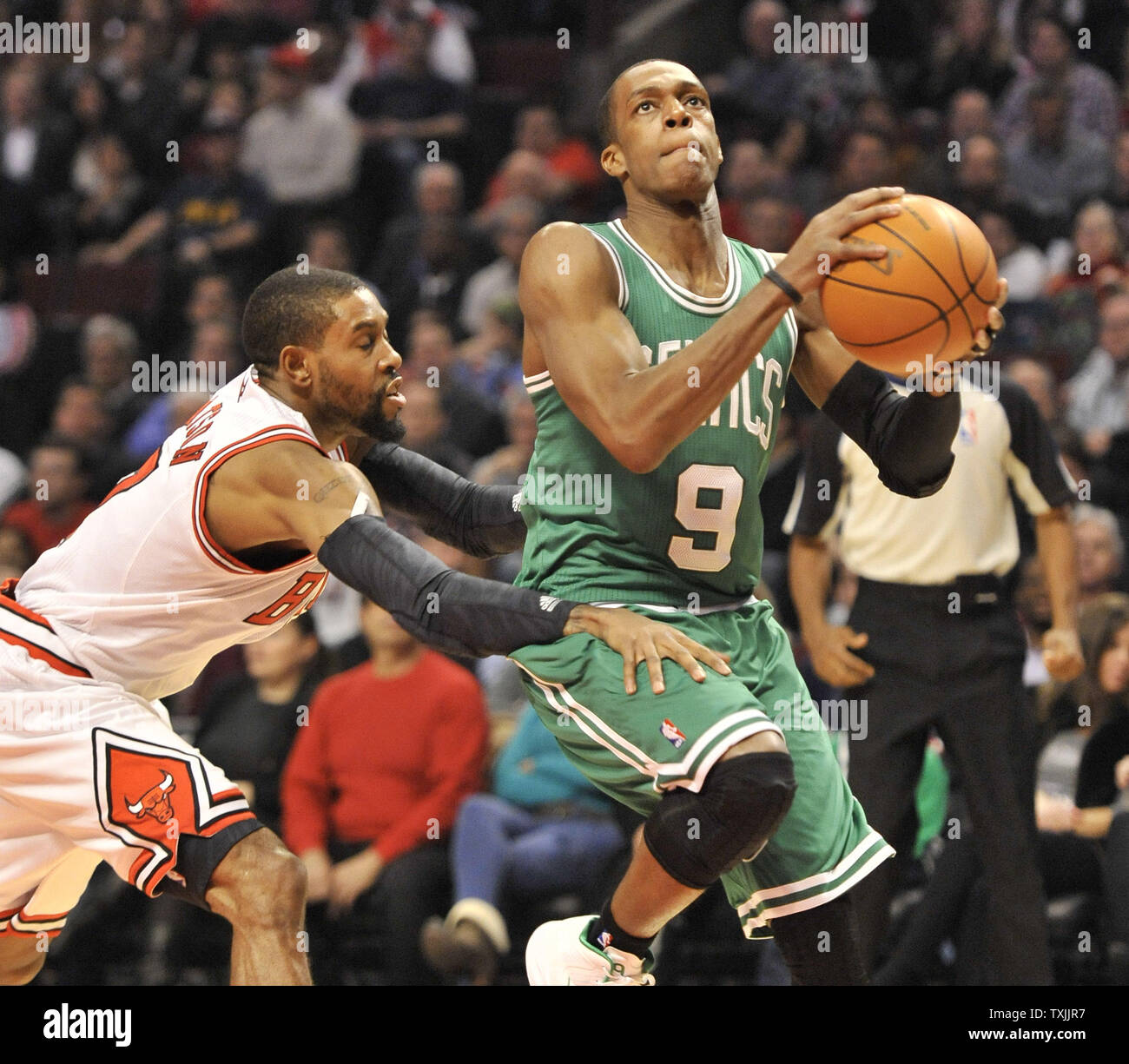 rajon rondo chicago jersey