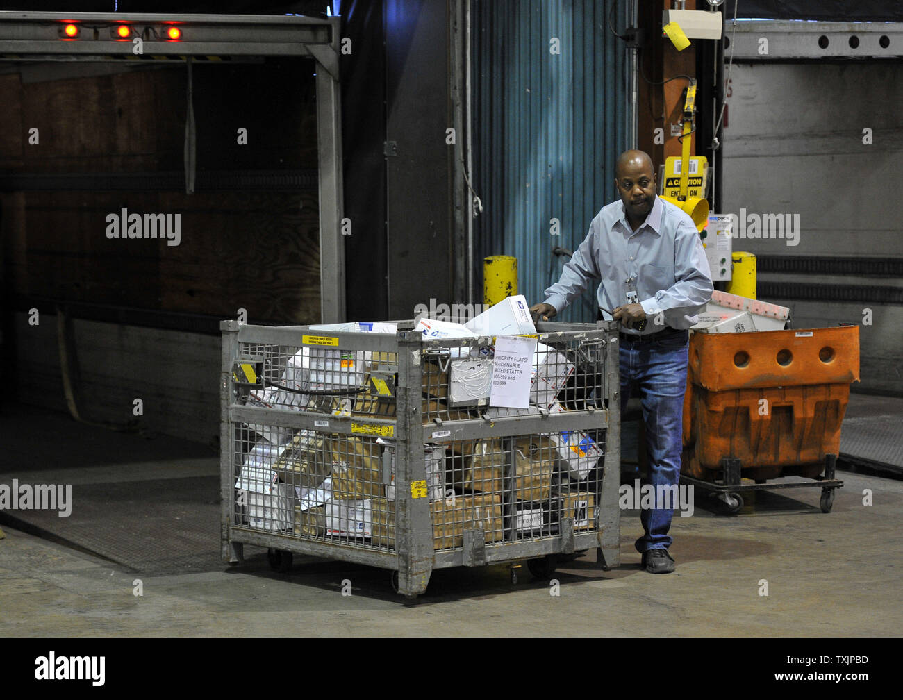 Elk and letters hires stock photography and images Alamy