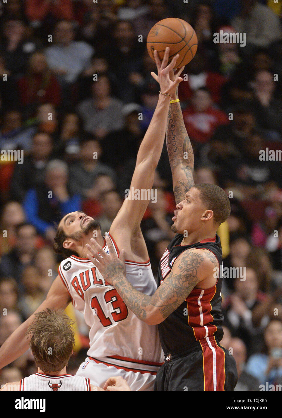 NBA Buzz - Michael Beasley BALLED OUT in his debut