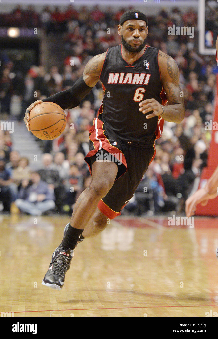 Miami Heat forward LeBron James drives during the first quarter against the  Chicago Bulls at the United Center in Chicago on March 9, 2014. The Bulls  defeated the Heat 95-88 in overtime.
