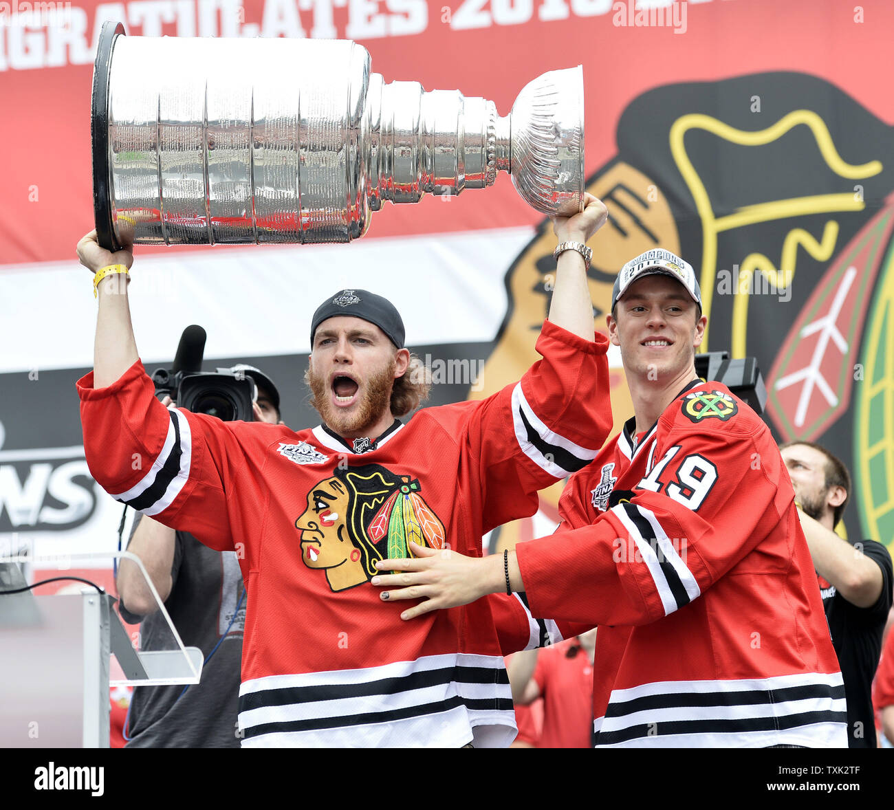 Patrick Kane // Jonathan Toews // Chicago Blackhawks Line // 