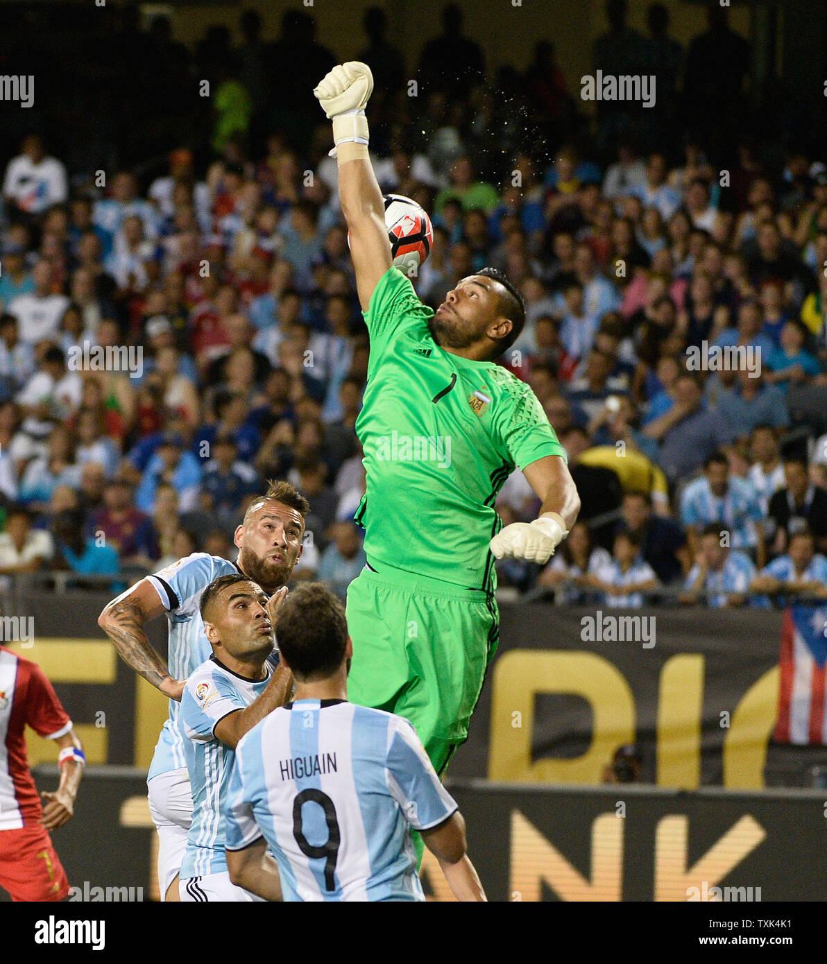 Argentina goalkeeper hi-res stock photography and images - Alamy