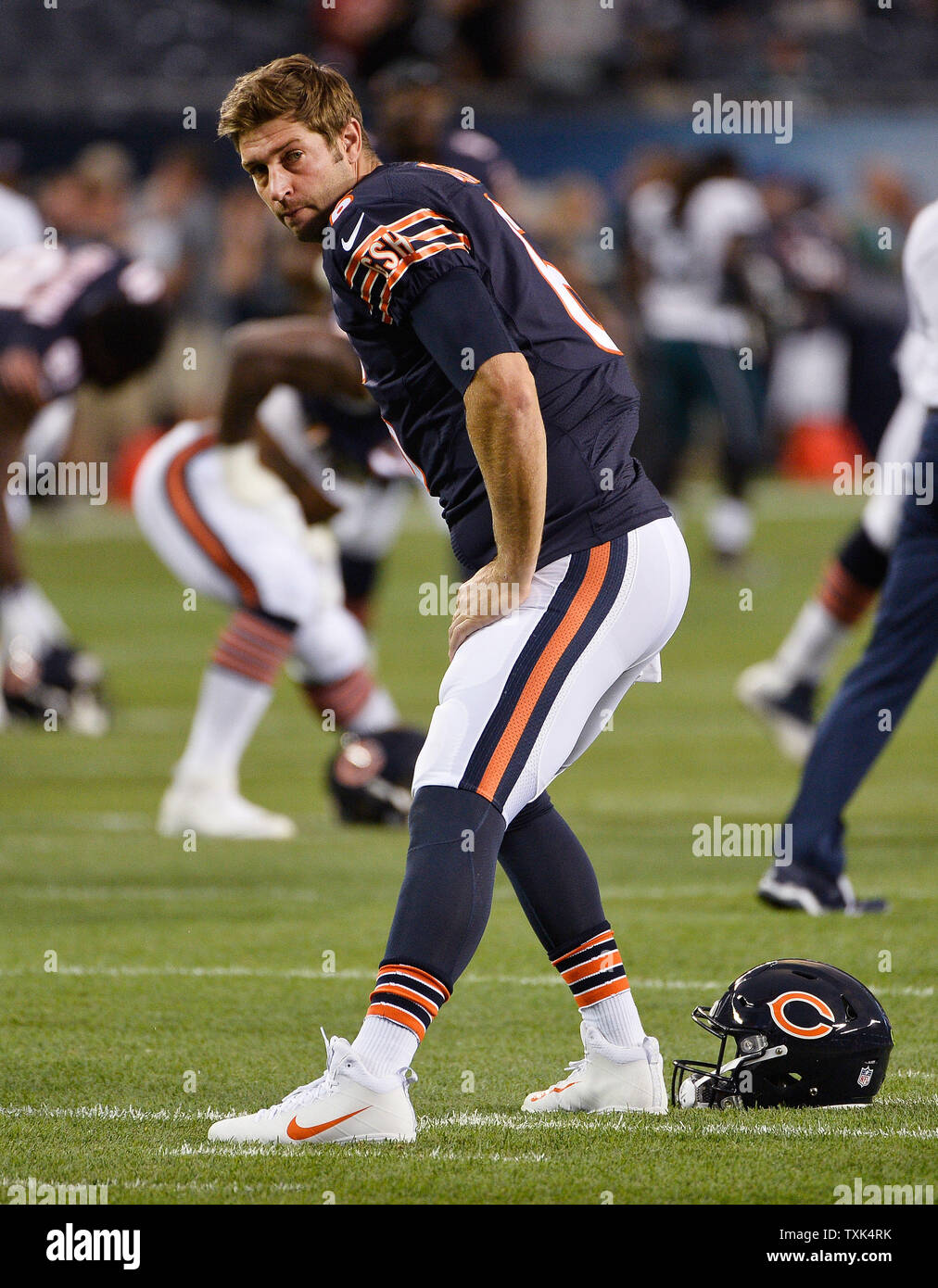 Chicago Bears quarterback Jay Cutler stretches before the Chicago Bears  home opener against the Philadelphia Eagles at Soldier Field in Chicago on  September 19, 2016. Photo by Brian Kersey/UPI Stock Photo - Alamy