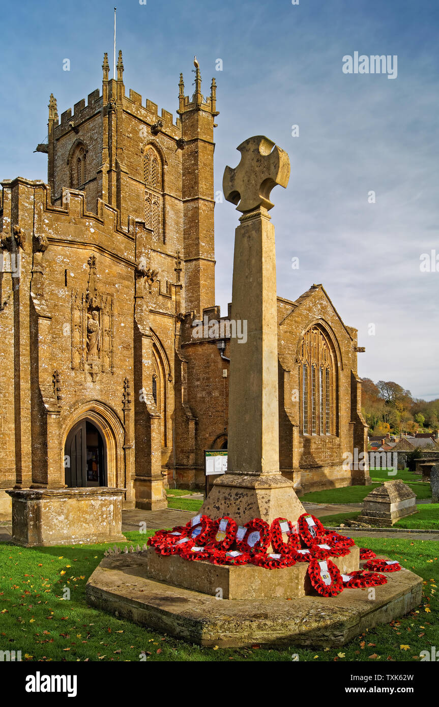 UK,Somerset,Crewkerne,Church of St Bartholomew and Memorial Cross Stock Photo