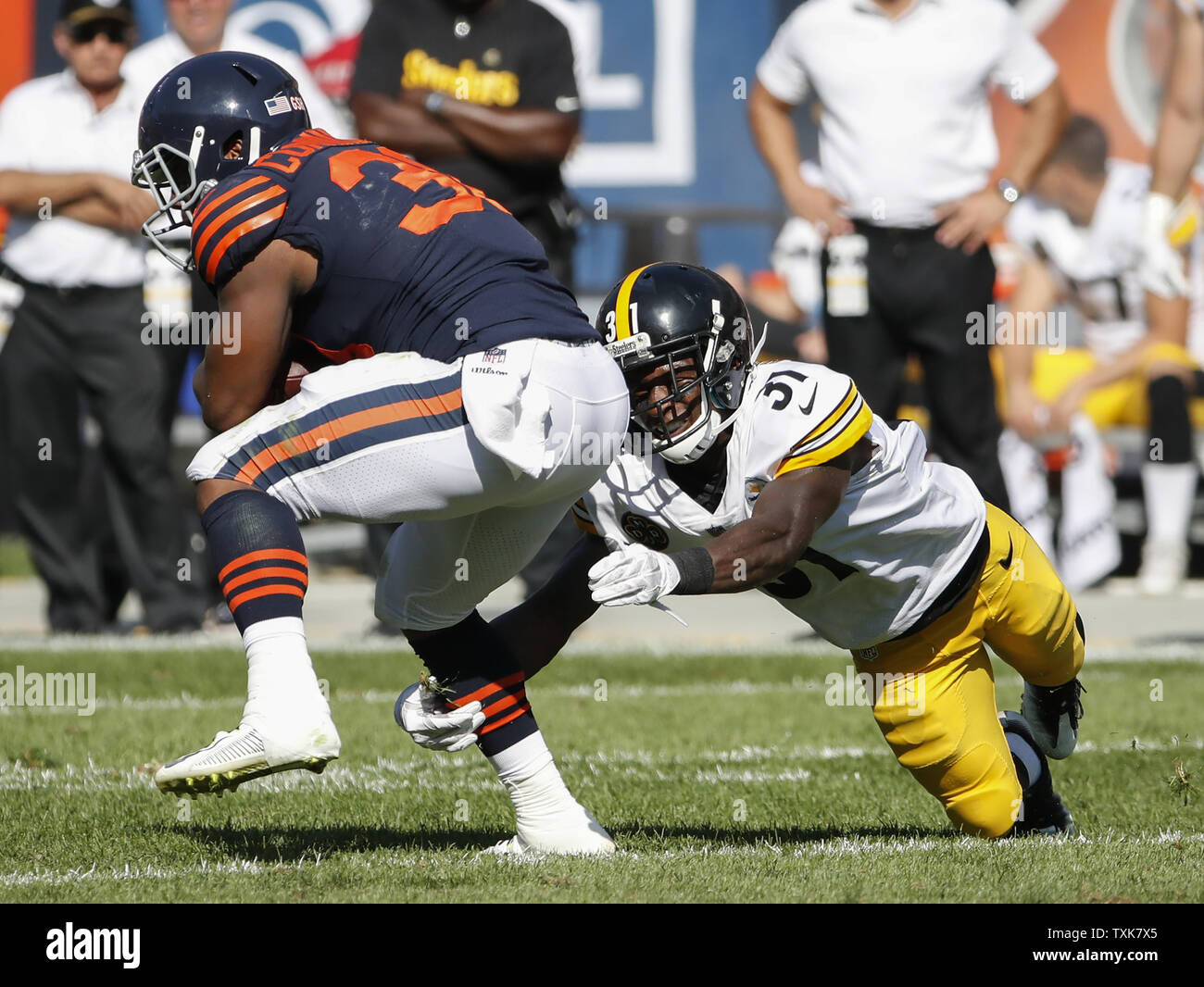 Chicago Bears running back Benny Cunningham (30) in the first half