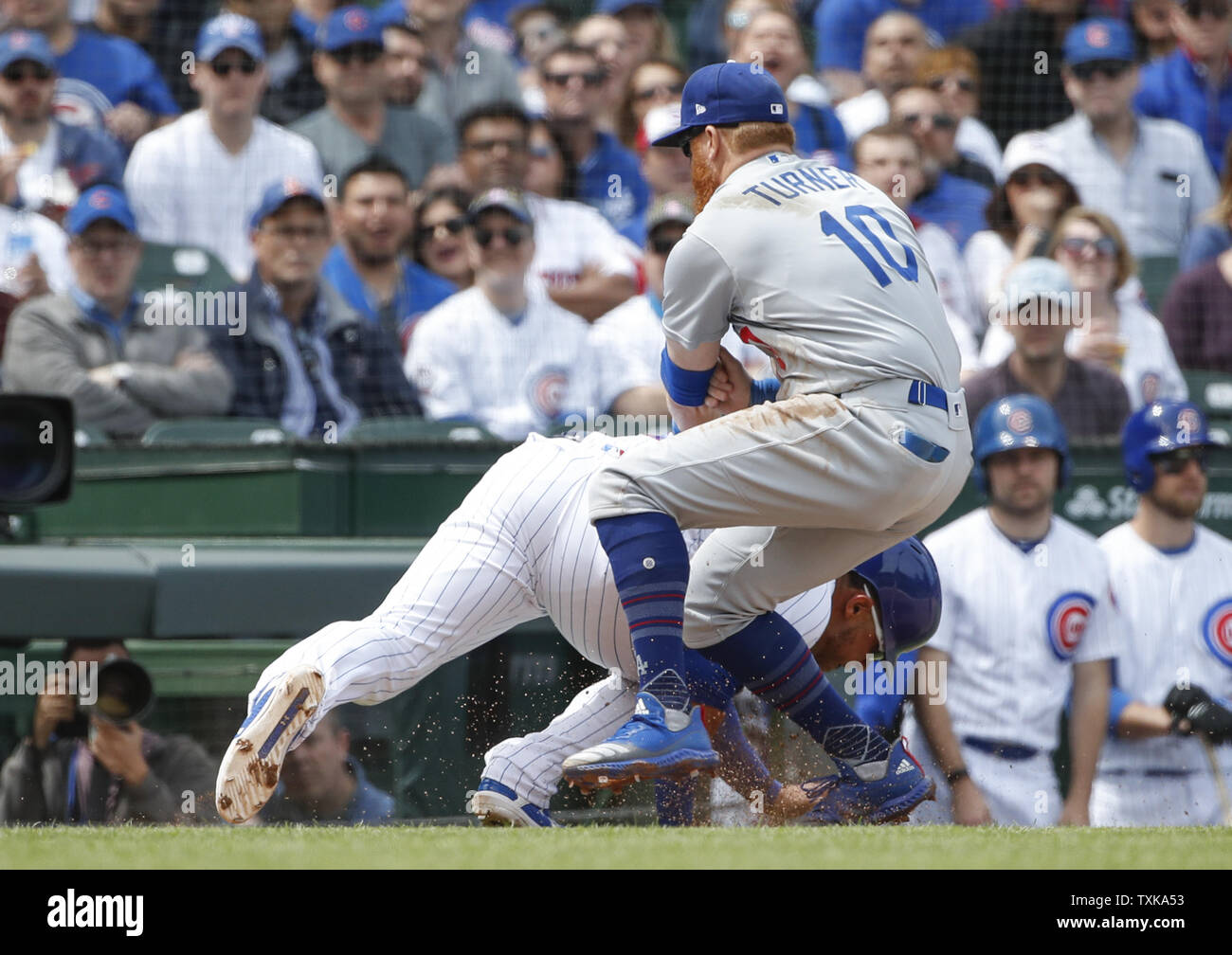 Justin Turner hits go-ahead HR, Dodgers top Diamondbacks 8-3