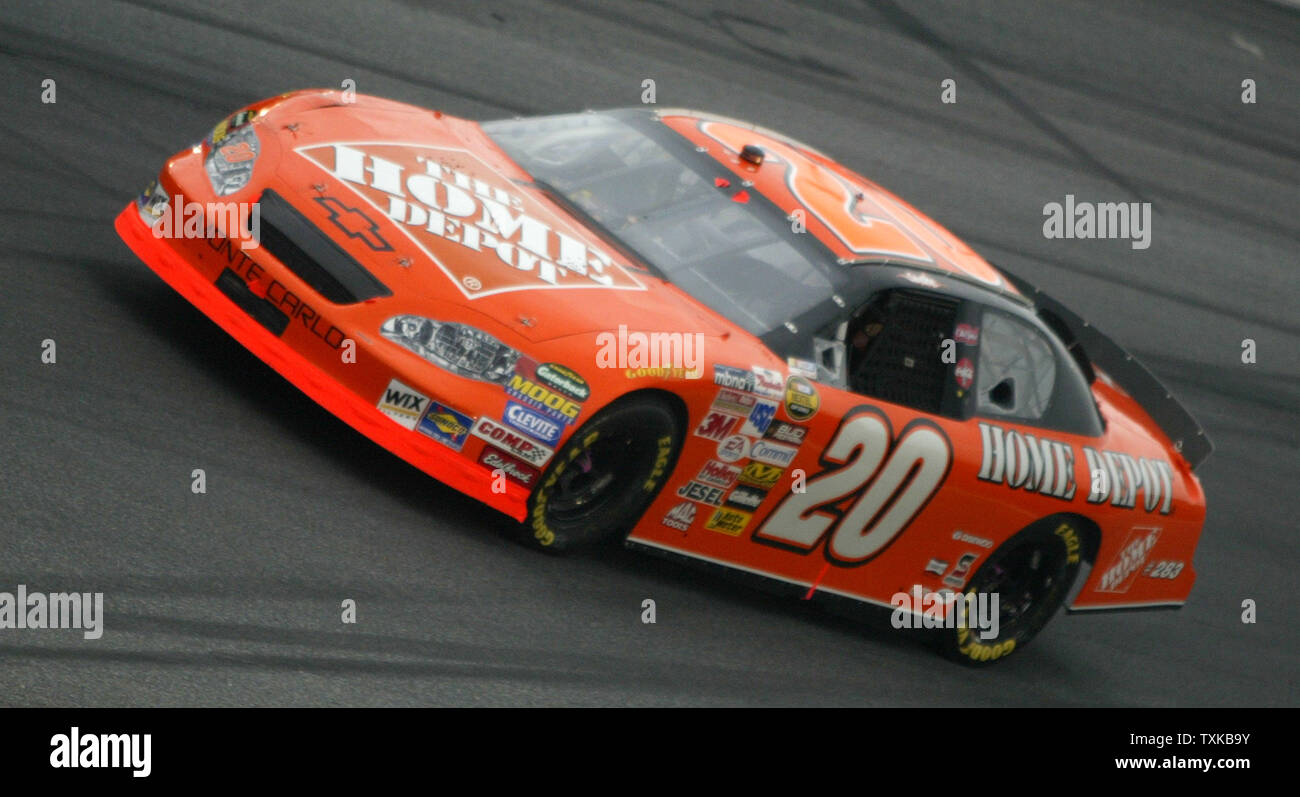 Tony stewart in home depot hi-res stock photography and images - Alamy