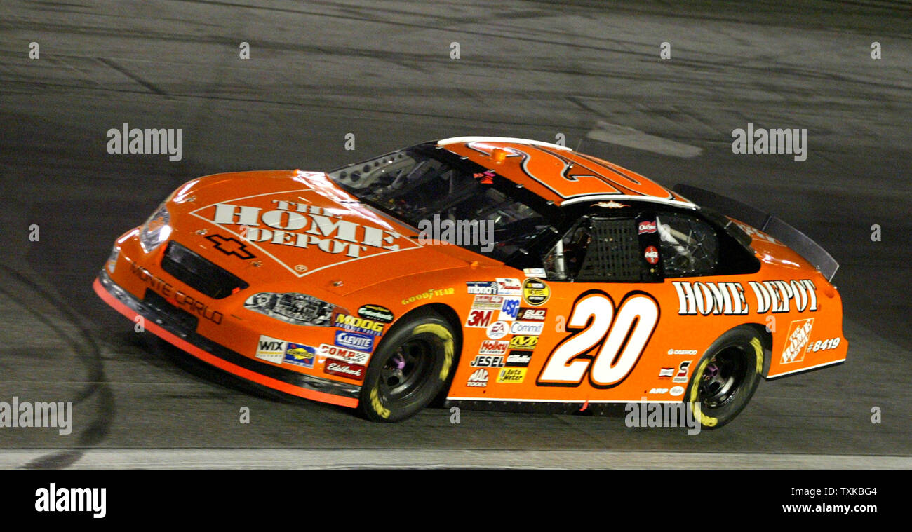 Best Buy: Sportstronics Tony Stewart NASCAR Digital AM/FM Radio Orange/Black  400-20