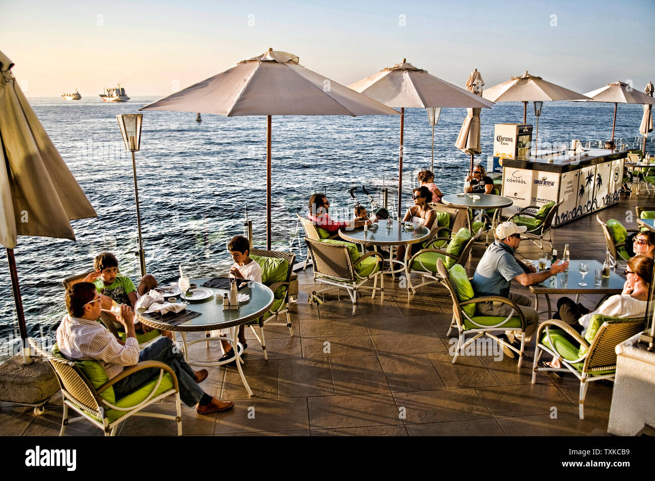 Sheraton hotel terrace overlooking the south Pacific ocean, Vina del Mar, Valparaiso, Chile Stock Photo