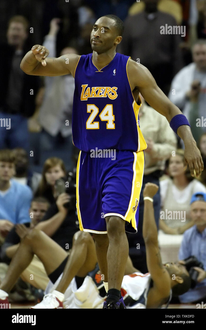 charlotte kobe jersey
