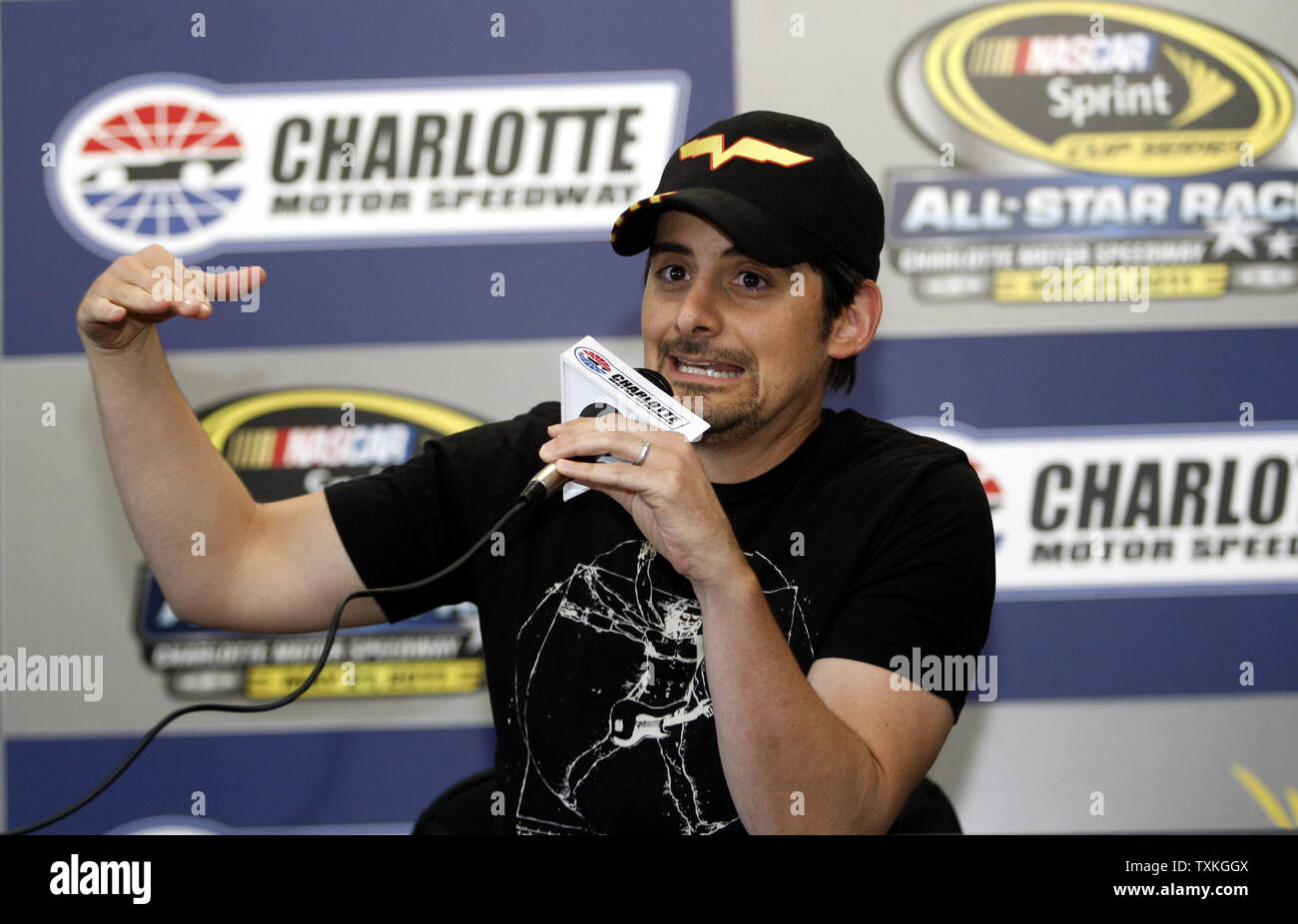 Country singer Brad Paisley answers questions during a press conference