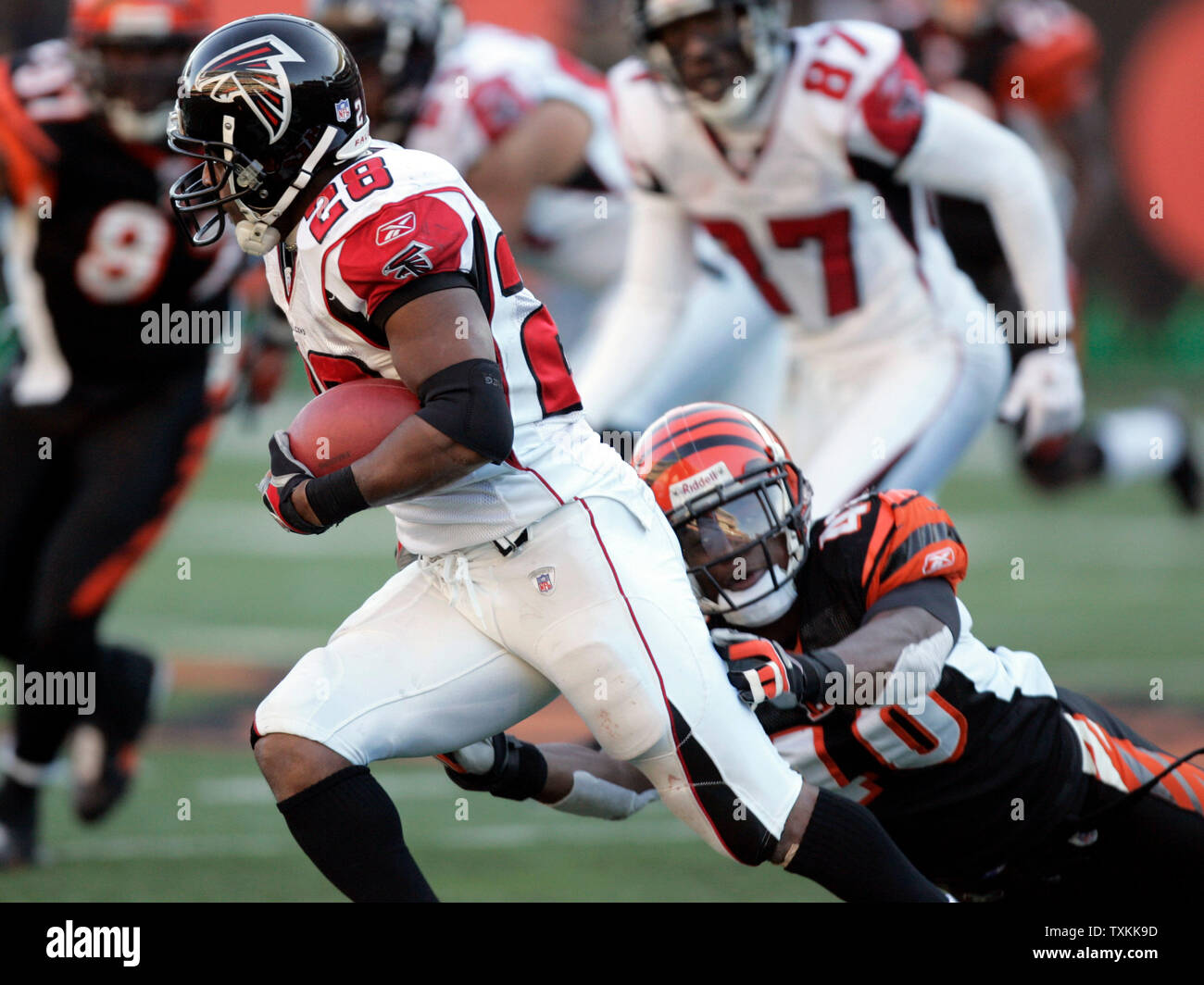 28 Days Player Highlight: Warrick Dunn : r/falcons