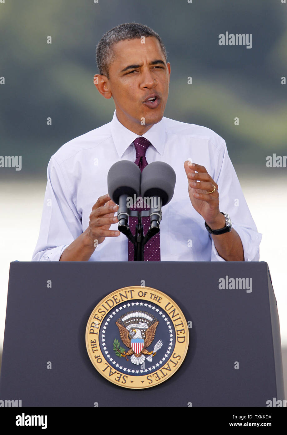 President Barack Obama pushes for Congress to pass his new jobs bill proposal during an event at the Hilltop Concrete Plant in front of the Brent Spence Bridge in Cincinnati, OH., September 22, 2011.  UPI Photo/Mark Cowan Stock Photo