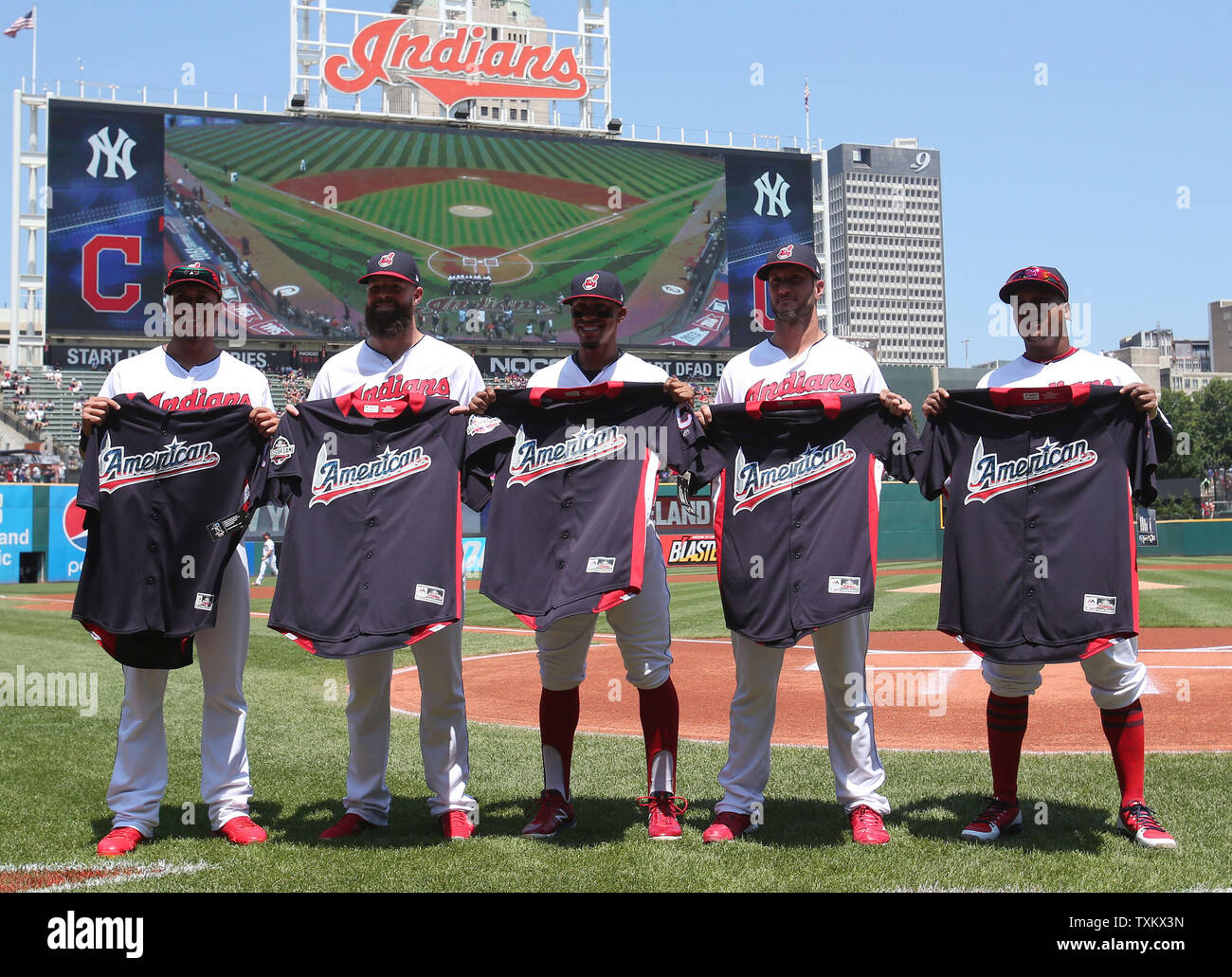 Mlb all star jerseys hi-res stock photography and images - Alamy