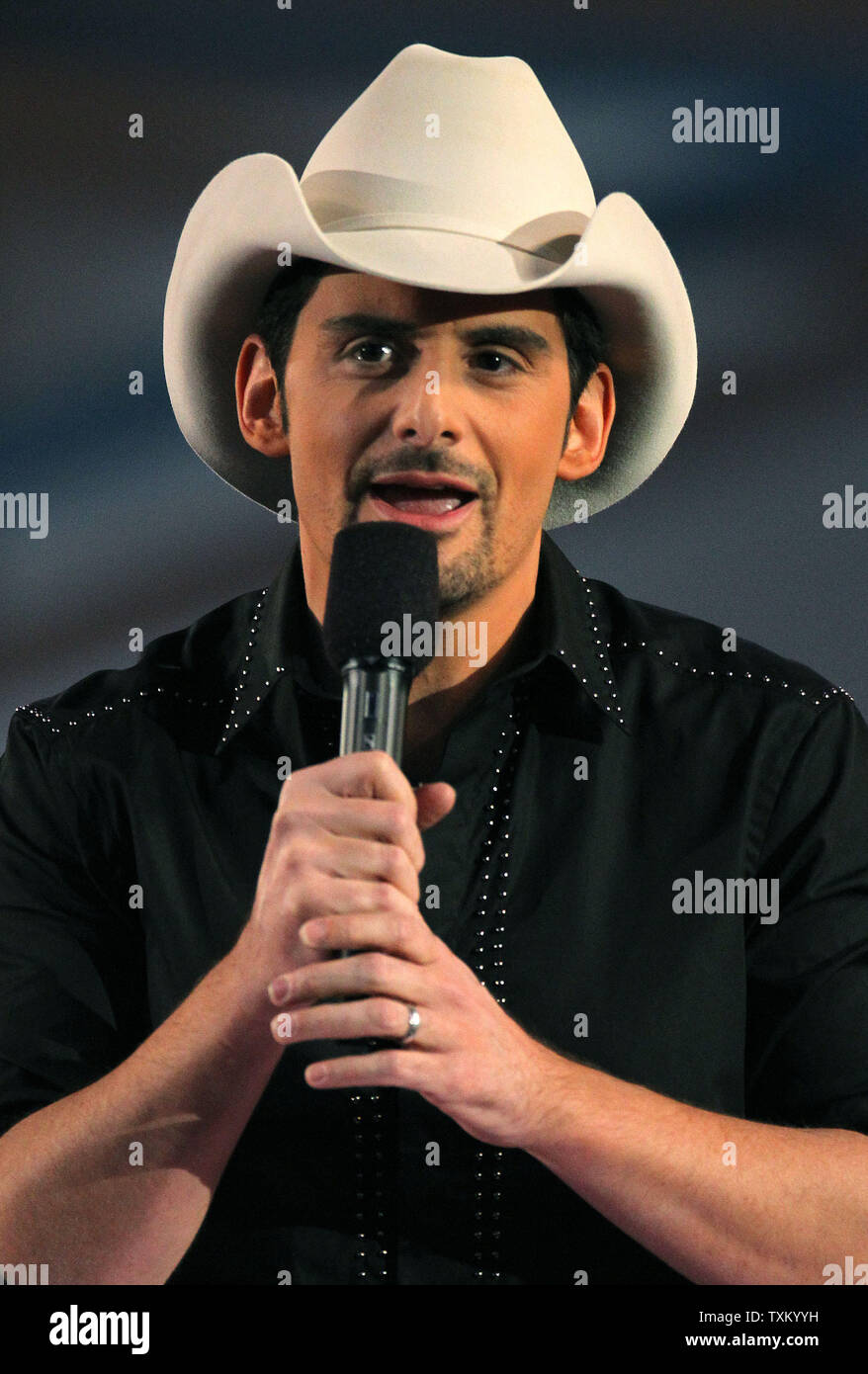 Hosts Brad Paisley during the 44th Annual Country Music Awards in