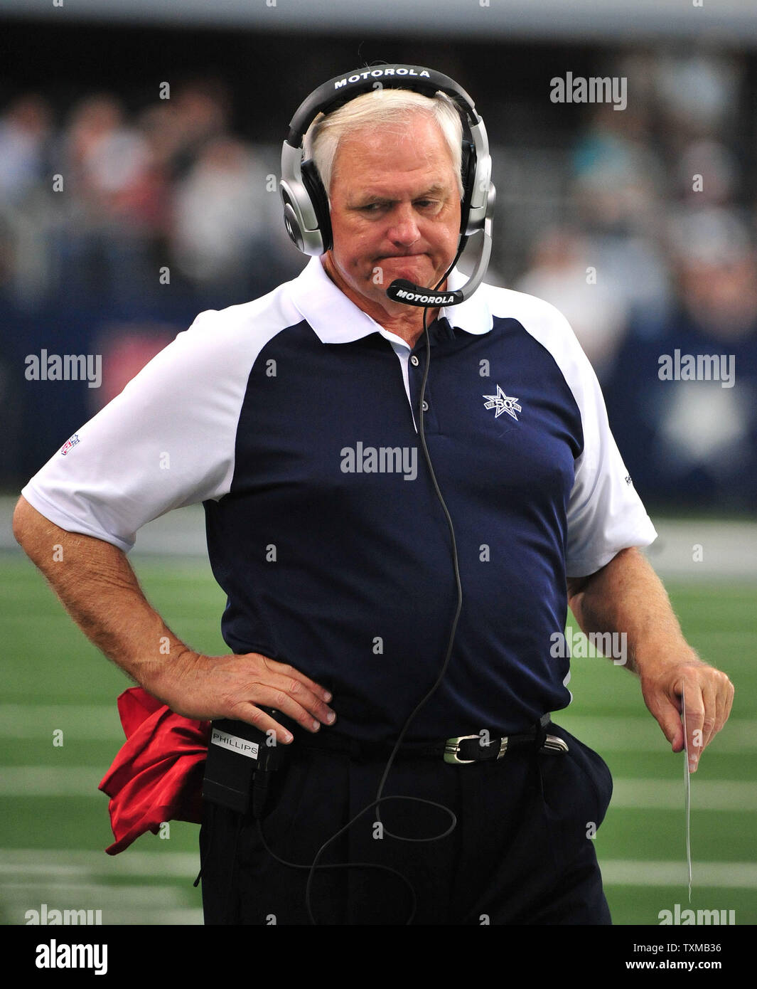 Dallas Cowboys' head coach Wade Phillips is seen on the sidelines as the  Cowboys play the Jacksonville Jaguars in Arlington, Texas October 31, 2010.  UPI/Kevin Dietsch Stock Photo - Alamy