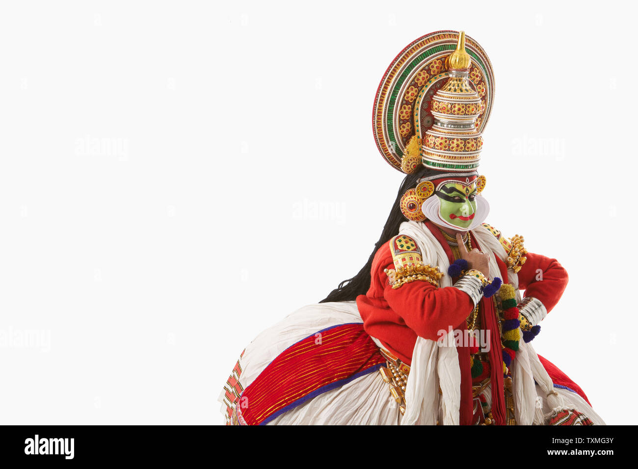 Kathakali dancer performing Stock Photo