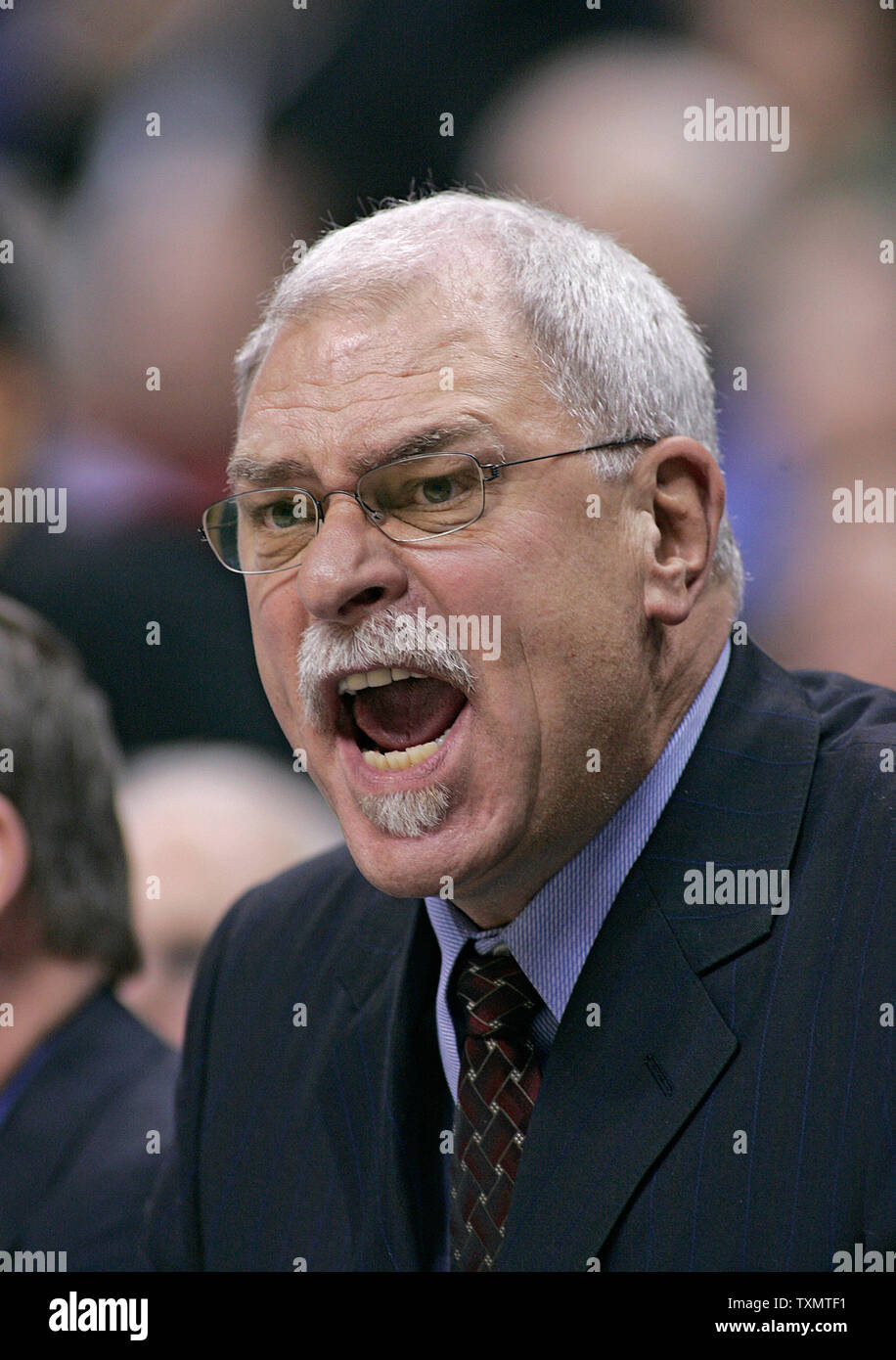 Los Angeles Lakers head coach Phil Jackson yells at his team in the first half against the Denver Nuggets at the Pepsi Center in Denver November 2, 2005.  Jackson after a year's absence returned to coaching the Lakers and Kobe Bryant.   (UPI Photo/Gary C. Caskey Stock Photo